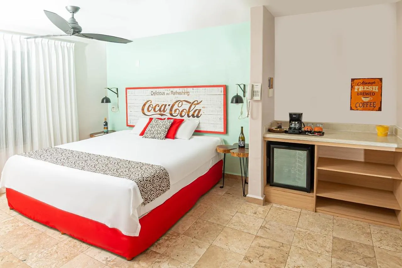 Hotel Boutique Rato 10 Playa del Carmen 4*,