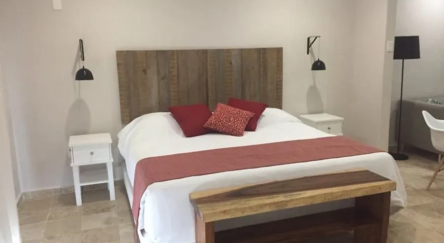 Hotel Boutique Rato 10 Playa del Carmen 4*,